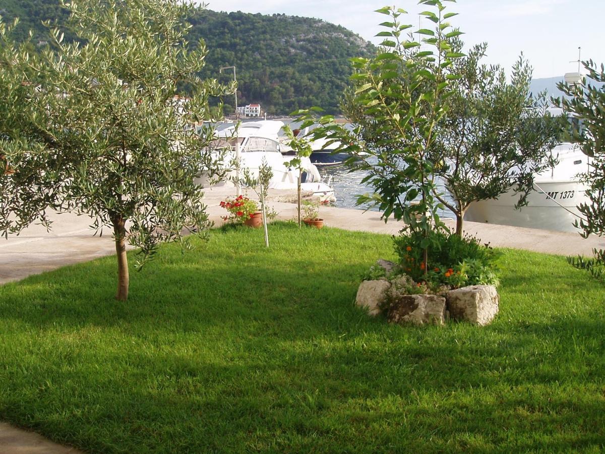 Apartment Blace 16068B Esterno foto